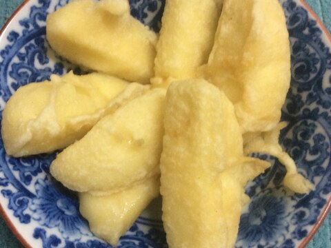 びよーんと延びる♪モッツァレラチーズの天ぷら